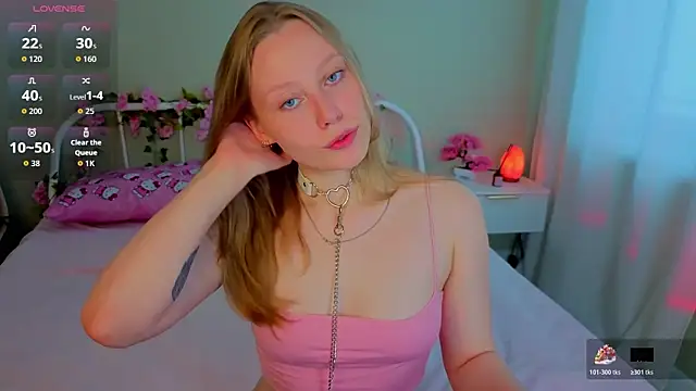 AngelBlaze Adlı Modelin Canlı XXX Sohbeti