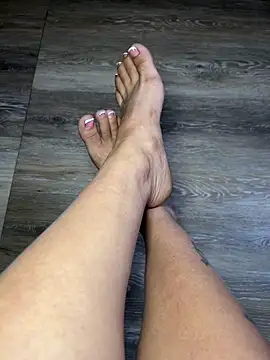 prettytoesfreak's Webcam Show