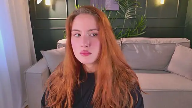 ChloeAster's Webcam Show