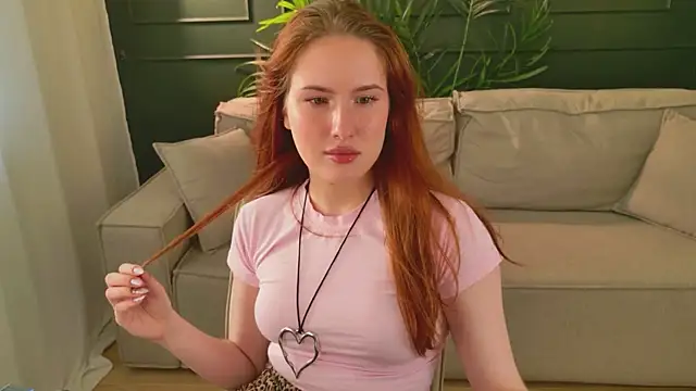 ChloeAster webkamerás műsora