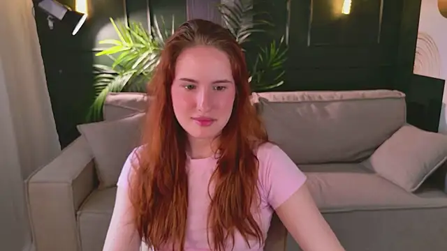 ChloeAster Adlı Modelin Web Kamerası Şovu