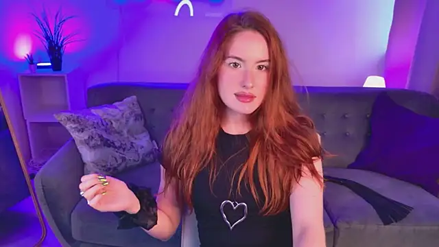 ChloeAster's Webcam Show
