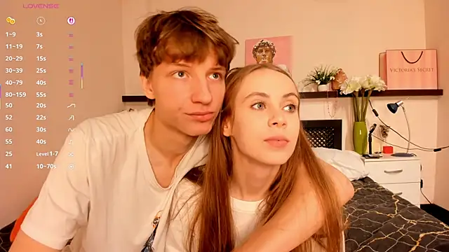 4u4Love: вебкам-шоу