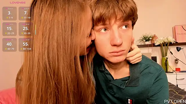 4u4Love Adlı Modelin Web Kamerası Şovu