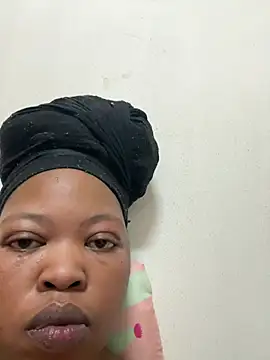 mboriton Live XXX chat