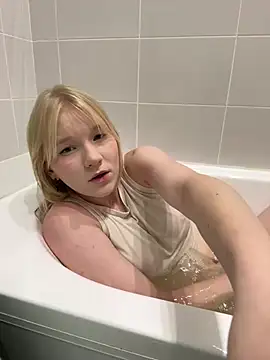 KoriMelon – Live XXX-chat