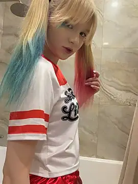 KoriMelon's Live XXX Chat