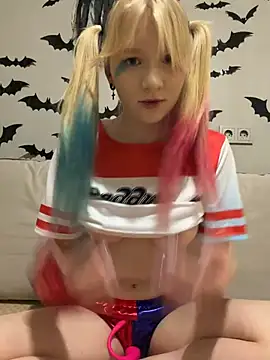 Chatroom XXX en direct de KoriMelon