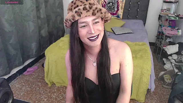 Alexxiatouch webcam show