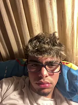 ElMen0r06 Webcam-Show