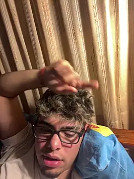 عرض كام ElMen0r06