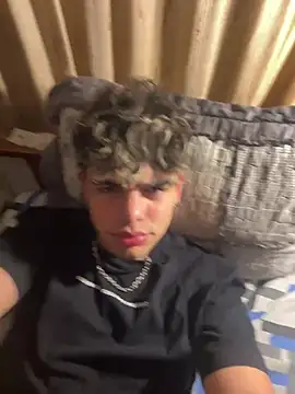 ElMen0r06 Webcam Show
