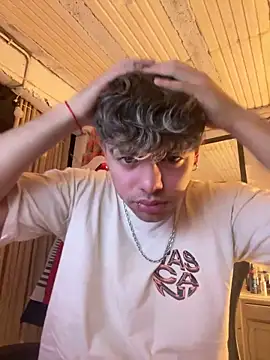 ElMen0r06 Webcam Show
