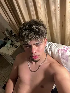 ElMen0r06 Webcam Show