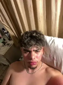 ElMen0r06 Webcam Show