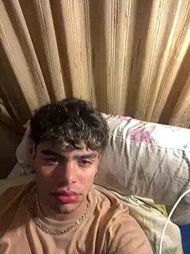 ElMen0r06 Webcam-Show