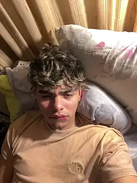 ElMen0r06 Webcam show