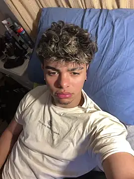 ElMen0r06 Webcam Show