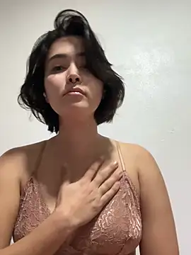 Chat +18 de sweetchloe__ ao vivo
