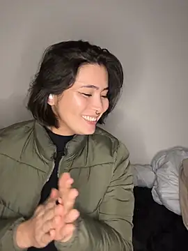 sweetchloe__n Webbikameraesitys