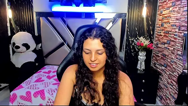 Tiffany_Ruubi's Webcam Show