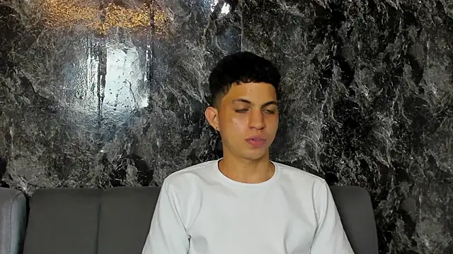 cameron_lux77 Webcam Show