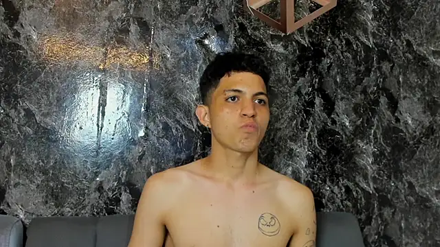 โชว์เว็บแคมของ cameron_lux77