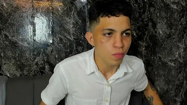 Вебкам-шоу cameron_lux77