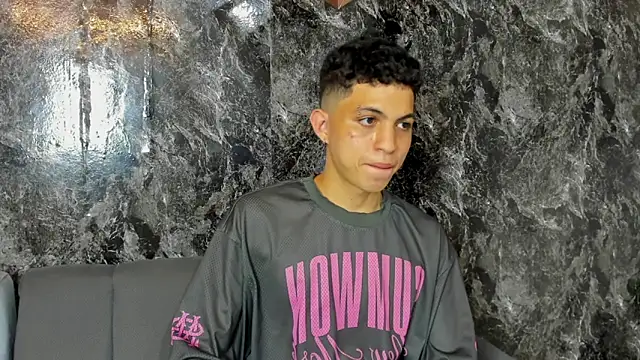 cameron_lux77 Webcam-Show