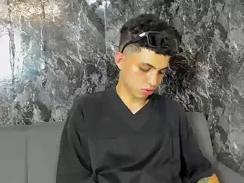 cameron_lux77 Adlı Modelin Web Kamerası Şovu