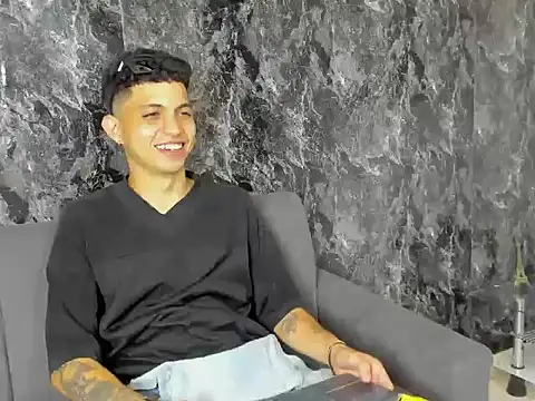 Show Webcam de cameron_lux77