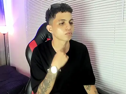 cameron_lux77 webkamerás műsora