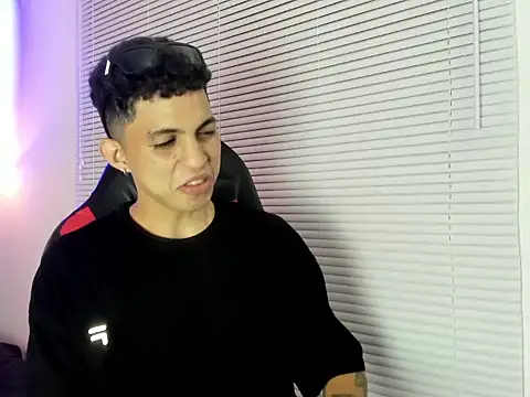 cameron_lux77 Webcam-Show