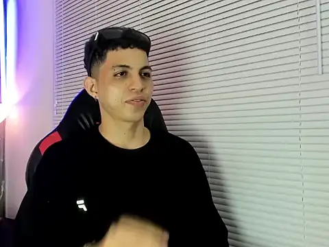 cameron_lux77 Webcam-Show
