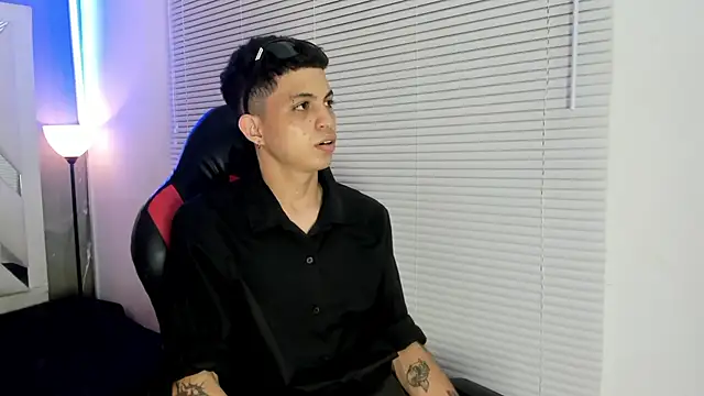 cameron_lux77 Webcam-Show