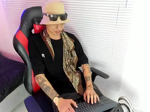 cameron_lux77 Webcamshow