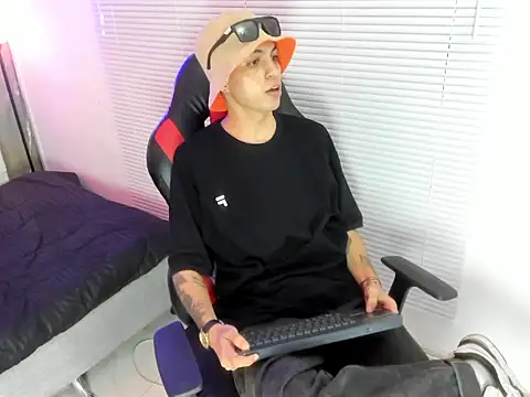 cameron_lux77 Webcamshow