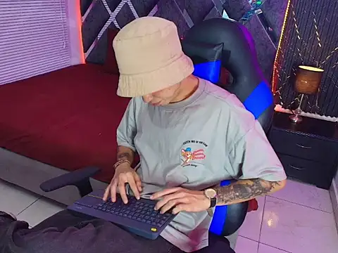 cameron_lux77 webcam show
