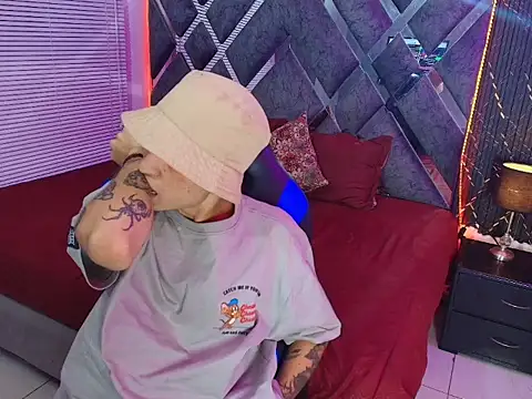 cameron_lux77 Webcam show