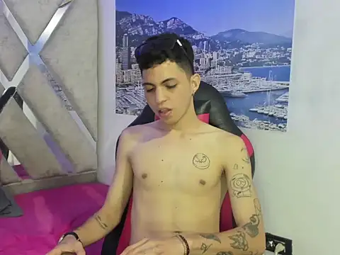 Show de cameron_lux77 na webcam