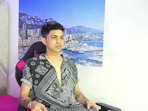 cameron_lux77 Adlı Modelin Web Kamerası Şovu