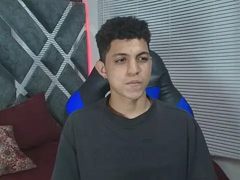 cameron_lux77 Webcam Show
