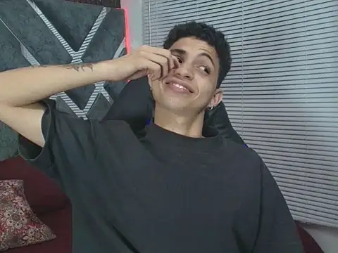 cameron_lux77 Webcam show
