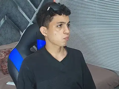 Вебкам-шоу cameron_lux77