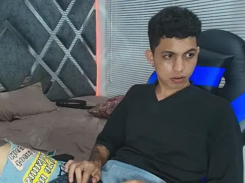 Show modela cameron_lux77 na web-kameri