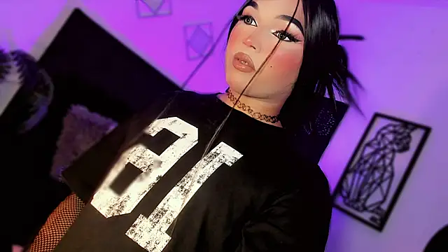 misstreslatin's Webcam Show