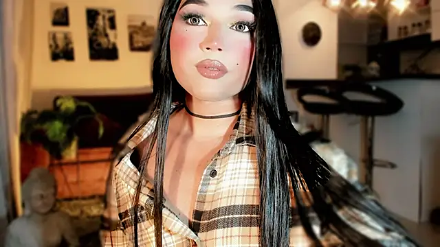 misstreslatin's Webcam Show