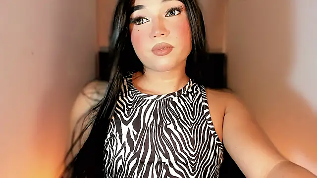 misstreslatin's Webcam Show
