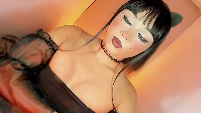 misstreslatin's Webcam Show