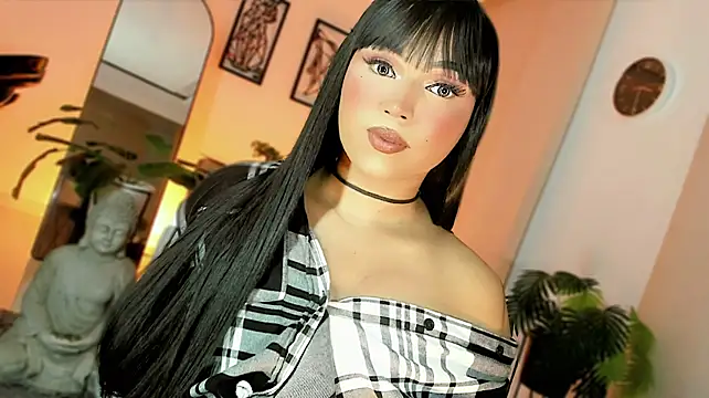 misstreslatin's Webcam Show
